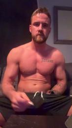 derek_campus — Cam4 stream photo (Apr 2026)