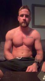 derek_campus — Cam4 stream photo (Apr 2026)