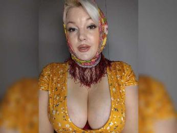 Vgostyahusmazki — вебкам-модель онлайн на bongacams