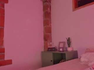 nicoleriveraa — Camsoda profile photo