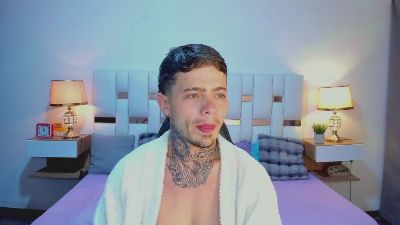 Zeus_damian21 — Cam4 stream photo (Aug 2026)