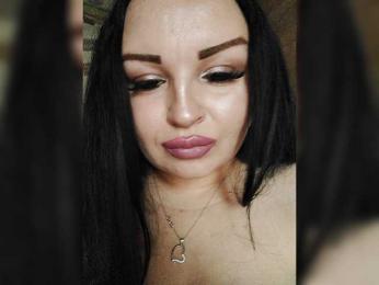SilverCrystal — вебкам-модель онлайн на bongacams