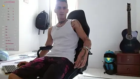 bray_hotboy777 — Stripchat stream photo (May 2024)