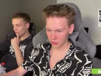 eaton_ — вебкам-модель онлайн на chaturbate