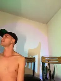 nexxtdoor_guy — Stripchat stream photo (Apr 2026)