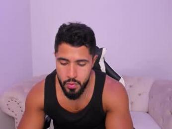 santiago_huntt — chaturbate
