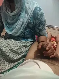 indian_couple4 — Stripchat stream photo (Oct 2025)