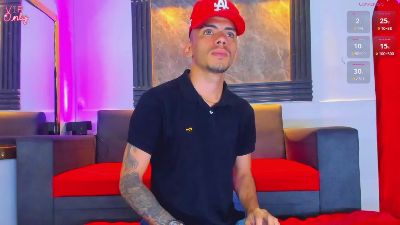 twink_slave25 — вебкам-модель онлайн на cam4