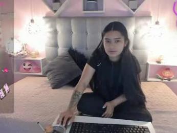 kaliykatie — вебкам-модель онлайн на chaturbate