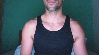 LucaCamIn — вебкам-модель онлайн на cam4