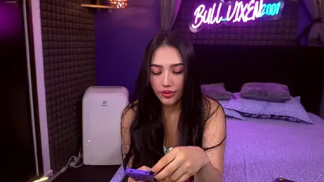 bull_vixen2001 — Stripchat stream photo (Jun 2026)