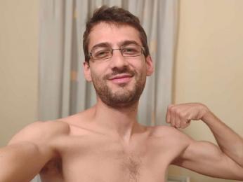 HungEddy — вебкам-модель онлайн на livejasmin