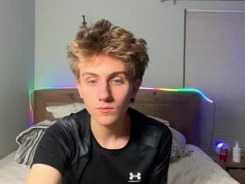 jay_playz — вебкам-модель онлайн на chaturbate