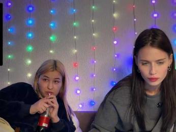 -Zoe-Love- — вебкам-модель онлайн на bongacams
