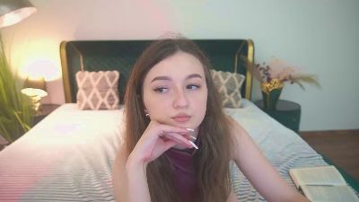 CyrenaLuxe — Cam4 stream photo (Jul 2026)