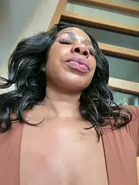 Belle___ — Stripchat stream photo (May 2026)
