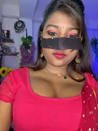 Hot_Aanamika2 — вебкам-модель онлайн на stripchat