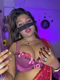 Hot_Aanamika2 — вебкам-модель онлайн на stripchat