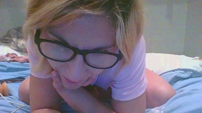 piccolaqueen — Cam4 stream photo (Mar 2026)