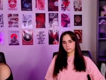 ariana_ross7 — вебкам-модель онлайн на chaturbate
