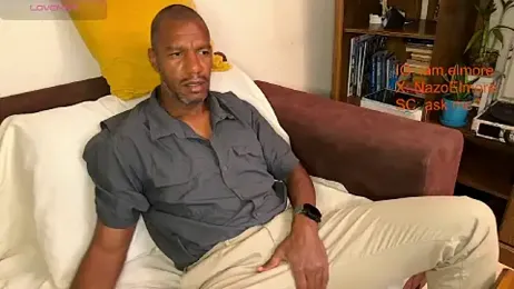 elmorenazost — Stripchat stream photo (Apr 2026)