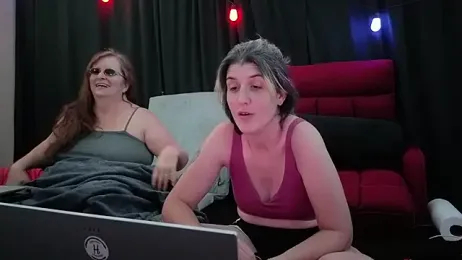 Sexy_Mama-69 — Stripchat stream photo (Oct 2025)