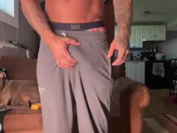 cadenhunterr — вебкам-модель онлайн на chaturbate