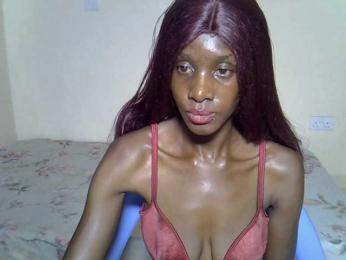 Petitebetty — bongacams