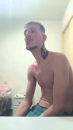 TuuNeenee30 — Cam4 stream photo (Mar 2026)