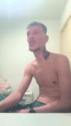 TuuNeenee30 — Cam4 stream photo (Mar 2026)