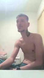 TuuNeenee30 — Cam4 stream photo (Mar 2026)