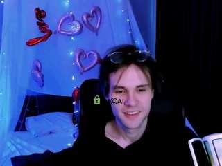 mister-alex1 — вебкам-модель онлайн на camsoda