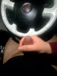 cesmegenc98 — Stripchat stream photo (Apr 2026)