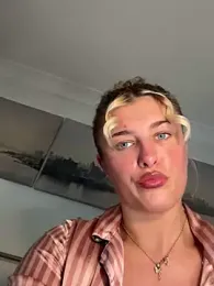 BabyBluexox — stripchat