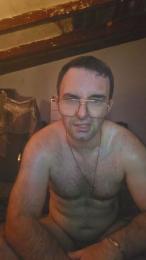 ardo_en_deseos — вебкам-модель онлайн на cam4