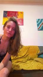 Roxanne_muse — Cam4 stream photo (Nov 2025)