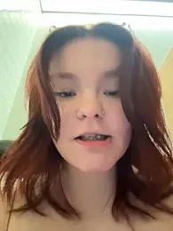 kinky__fox — вебкам-модель онлайн на stripchat