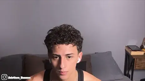 salvatore_romanoo — вебкам-модель онлайн на stripchat