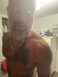 Muscledick40 — Stripchat stream photo (Aug 2026)