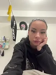 cara_mella — stripchat