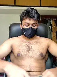 Rockky79 — вебкам-модель онлайн на stripchat