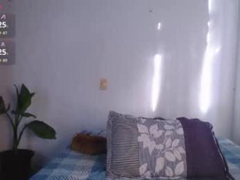 valen_thompson — Chaturbate stream photo (Apr 2026)