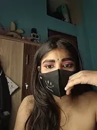 Riya_35_sexy — Stripchat stream photo (Feb 2026)