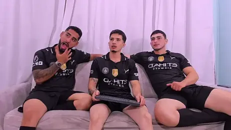 mike_friends — Stripchat stream photo (Mar 2026)