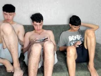 pelusos_mens — вебкам-модель онлайн на chaturbate