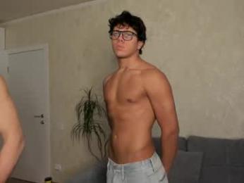 horny_goats — вебкам-модель онлайн на chaturbate