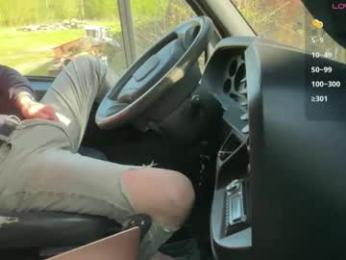 ninosolo_35 — вебкам-модель онлайн на chaturbate