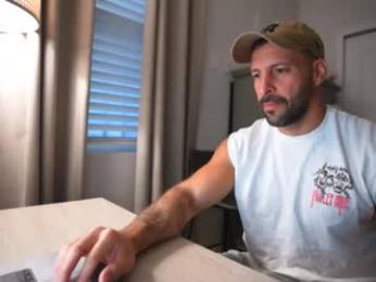 brucestryker — вебкам-модель онлайн на chaturbate