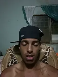 Aleexxx_2005 — Stripchat stream photo (Apr 2026)