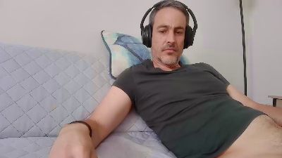 xalegarmax — вебкам-модель онлайн на cam4